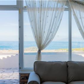 3 bedroom seaside villa with pool, Acharavi, sleeps 6